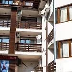 Апартаменти Gondola Lux Бансько